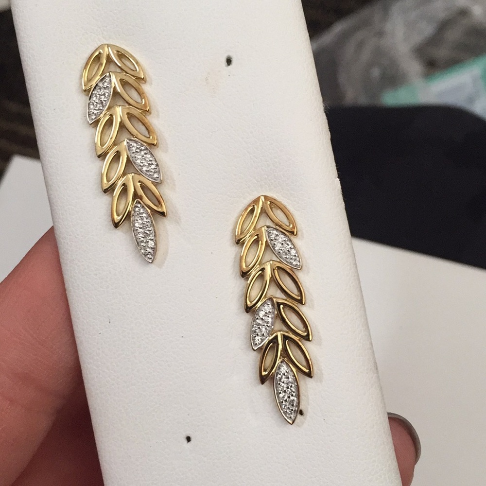 New gold white sapphire sterling leaf earrings
